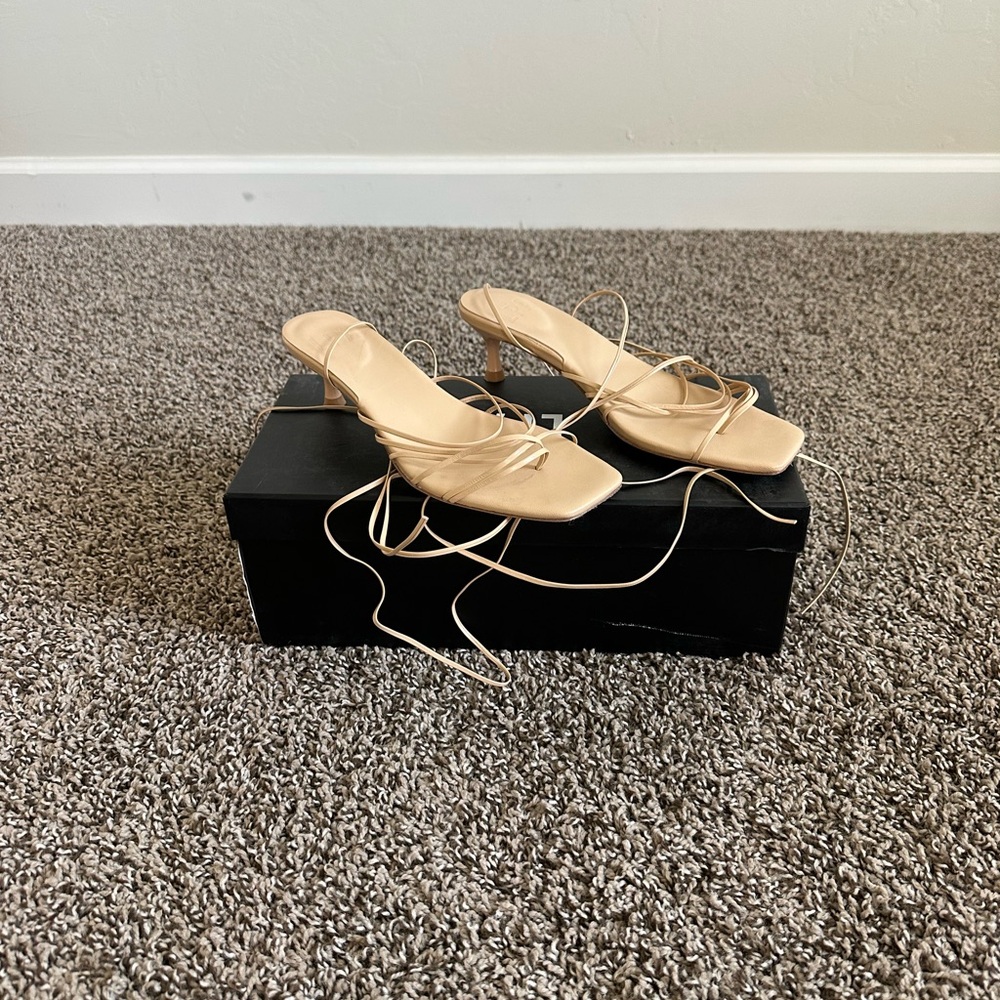 LPA Lucia Heel in Nude, size 6.5 - Picture 7 of 8